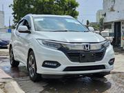 Honda Vezel 1.5 Hybrid 2WD 2018 White for sale