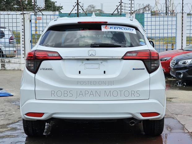 Honda Vezel 1.5 Hybrid 2WD 2018 White