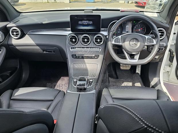 Mercedes-Benz GLC-Class 2018 Pearl