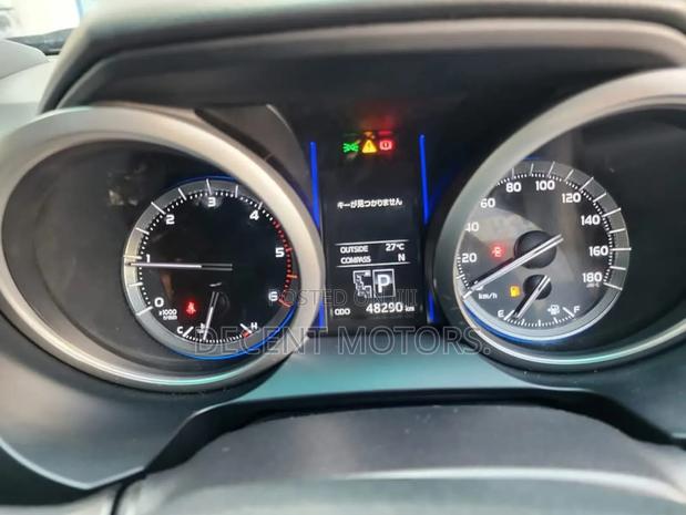 Toyota Land Cruiser Prado 3.0 172hp 2019 Gray