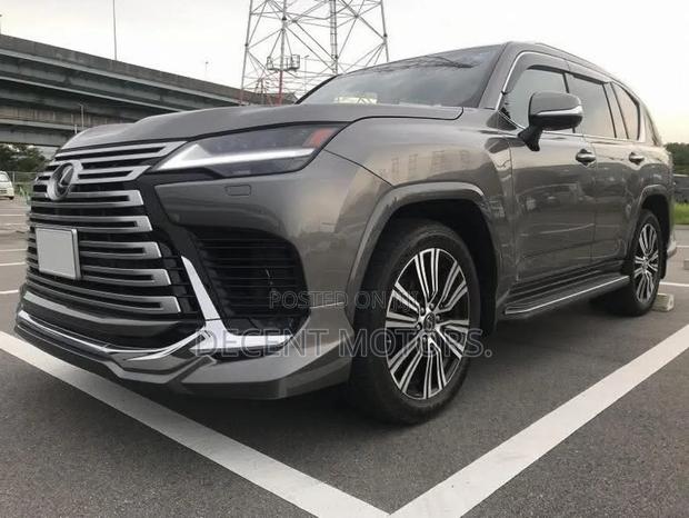 Lexus LX 2024 Green