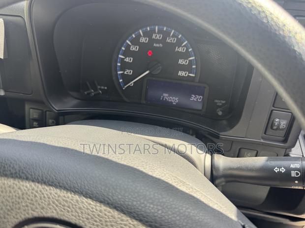 Toyota Probox 1.5 Hybrid GL 2019 Silver