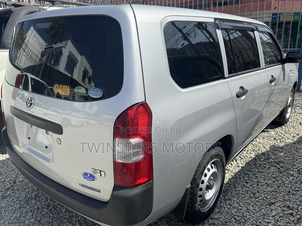 Toyota Probox 1.5 Hybrid GL 2019 Silver