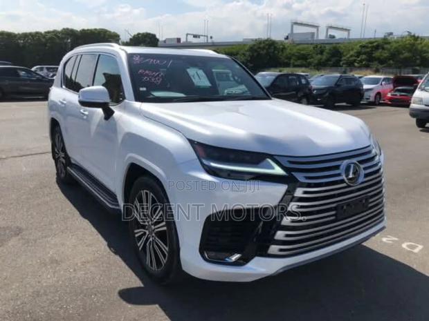 Lexus LX 2023 White