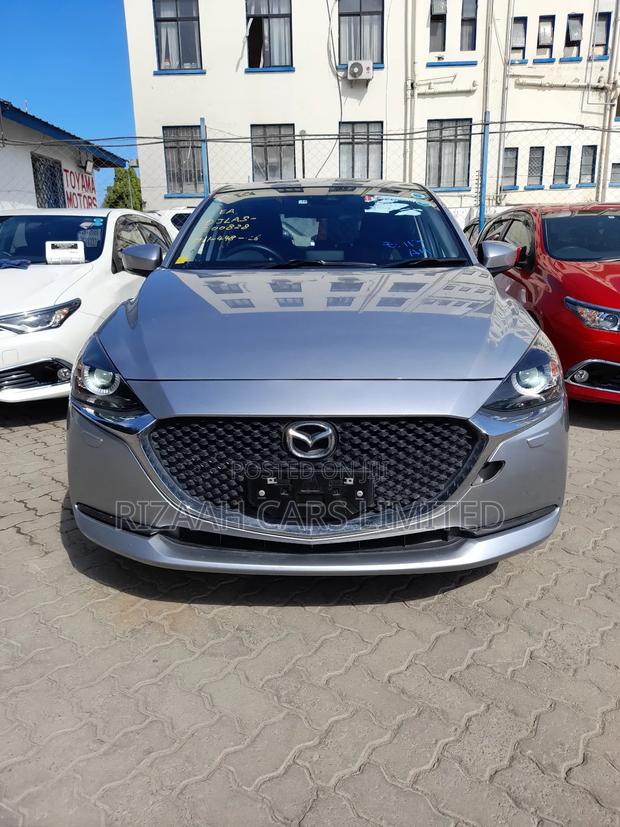Mazda Demio 2019 Silver