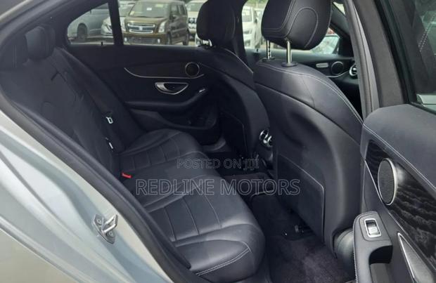 Mercedes-Benz C200 2018 Gray