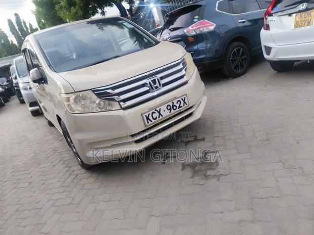 Honda Stepwgn 2012 Brown