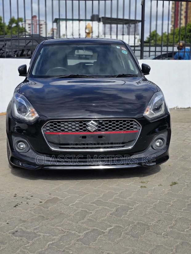 Suzuki Swift 2018 Black