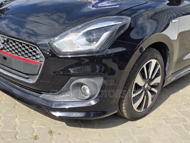 Suzuki Swift 2018 Black