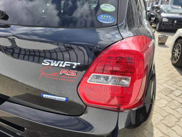 Suzuki Swift 2018 Black