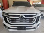 Toyota Land Cruiser 2023 White for sale