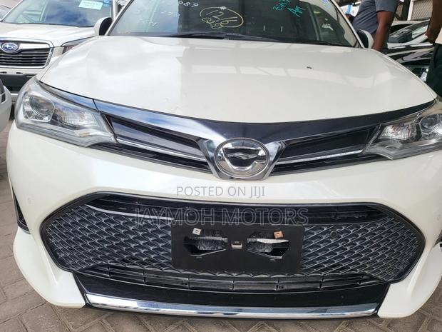 Toyota Corolla Fielder 2018 White