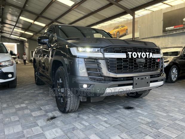 Toyota Land Cruiser Prado 2020 Gray