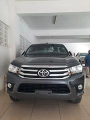 Toyota Hilux 2018 Gray for sale