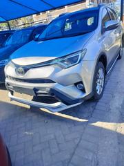 Toyota RAV4 2018 Silver for sale