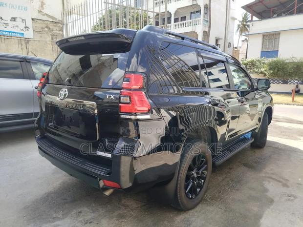 Toyota Land Cruiser Prado 2.8 2020 Black