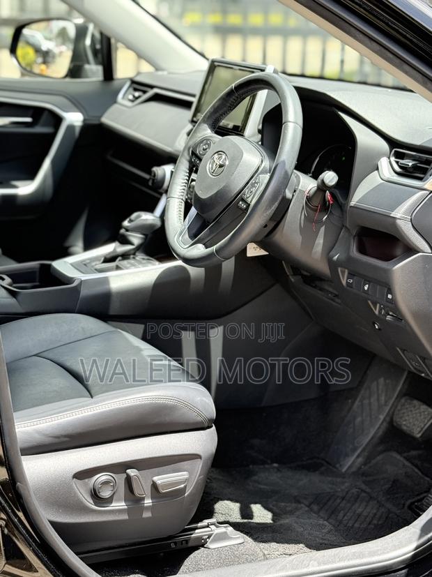 Toyota RAV4 Adventure 2019 Black