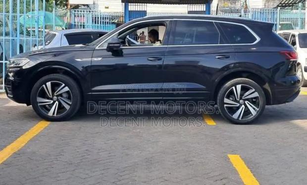 Volkswagen Touareg 2019 Black