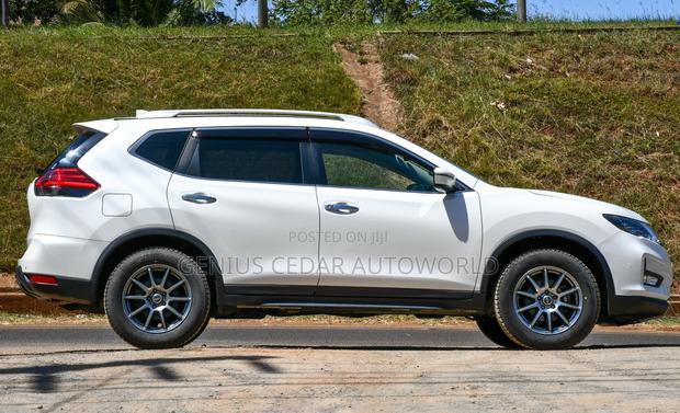 Nissan X-Trail 2018 White