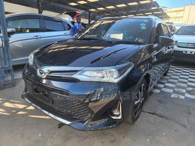 Toyota Corolla Fielder 1.5 Petrol FWD 2019 Black
