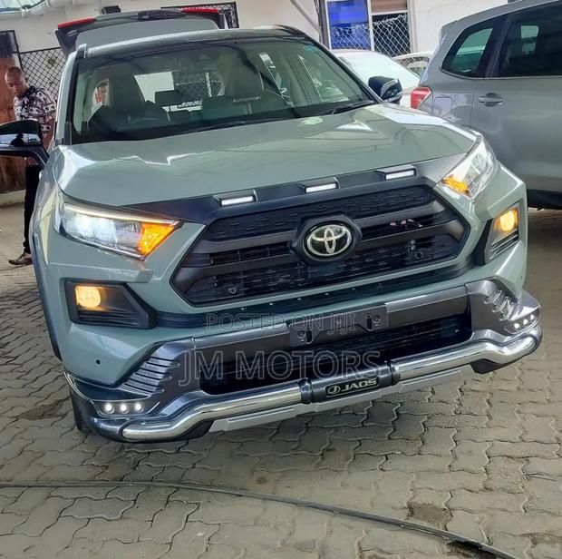 Toyota RAV4 2020 Teal