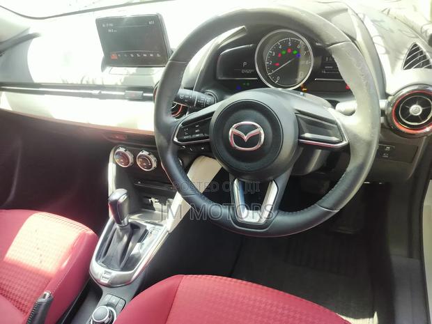 Mazda Demio 2018 Off white