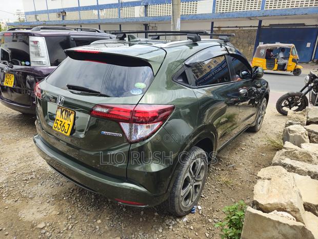 Honda Vezel 2016 Green