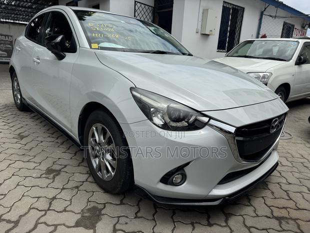 Mazda Demio 2019 Burgundy