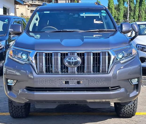Toyota Land Cruiser Prado 2.8 2019 Brown