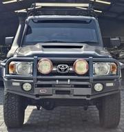 Toyota Land Cruiser 4.5 V8 GXR 2018 Gray for sale