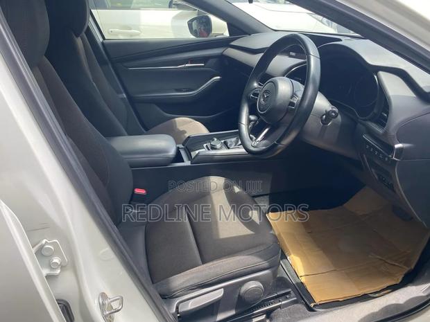 Mazda 3 2019 Pearl