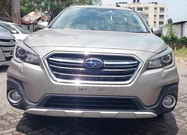 Subaru Outback 2.5i Premium AWD 2018 Gold