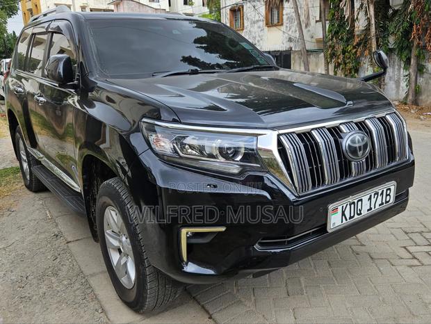Toyota Land Cruiser Prado 2.7 2018 Black