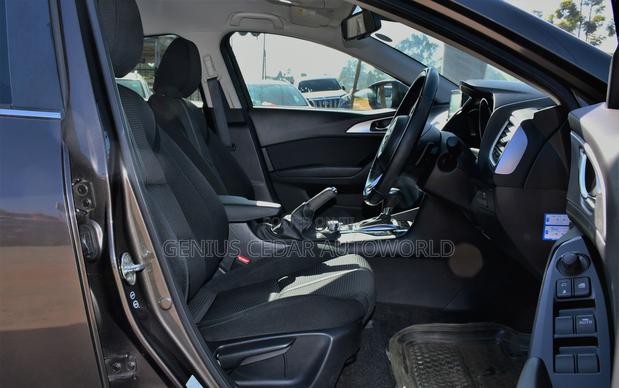 Mazda Axela 2017 Brown