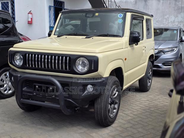 Suzuki Jimny 2019 Yellow