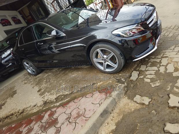Mercedes-Benz C200 2018 Black