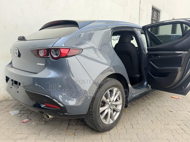 Mazda 3 2019