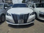 Toyota Crown 2017 White for sale