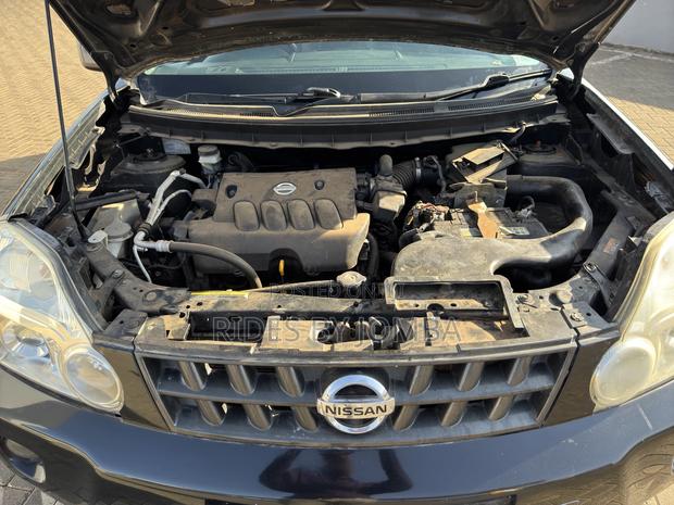 Nissan X-Trail 2010 Black