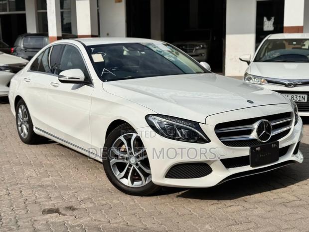 Mercedes-Benz E200 2016 White