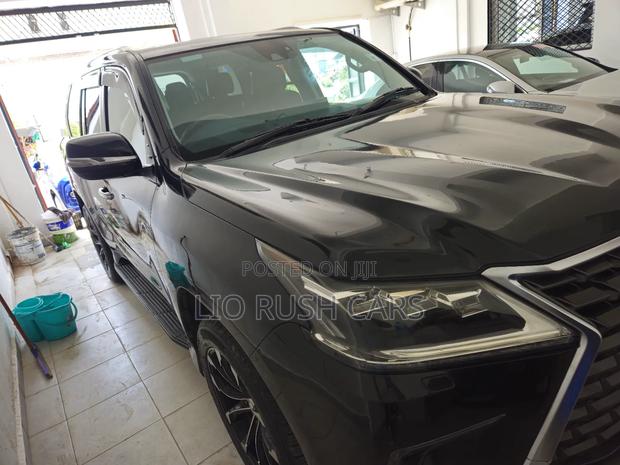 Lexus LX 2017 Black