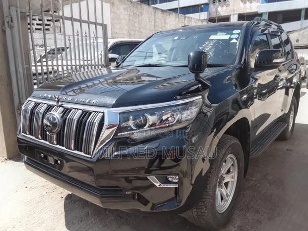 Toyota Land Cruiser Prado 2.8 2018 Black