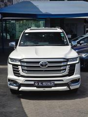 Toyota Land Cruiser 3.3 DT 2022 White for sale