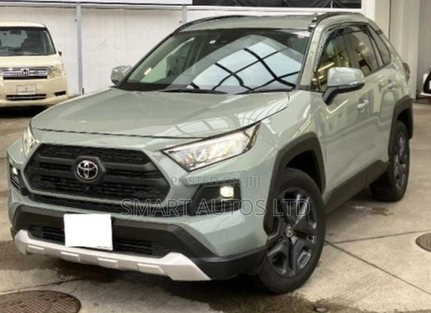 Toyota RAV4 Adventure 2022 Green