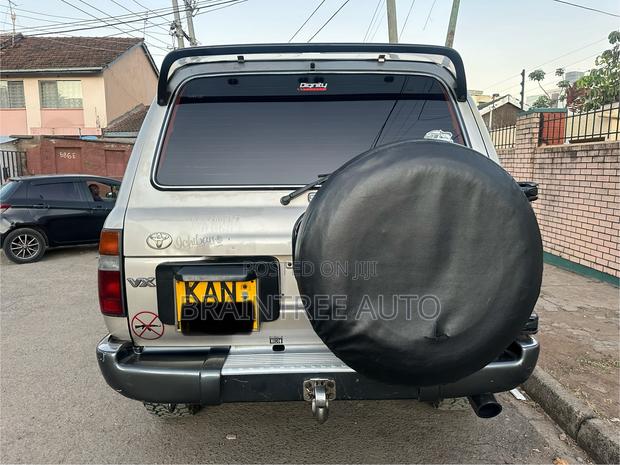 Toyota Land Cruiser 80 Wagon 1992 Brown