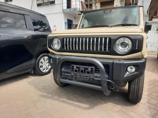Suzuki Jimny 2019 Yellow
