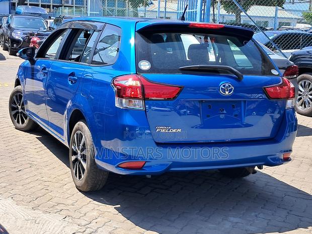 Toyota Corolla Fielder 1.5 Petrol FWD 2018 Blue