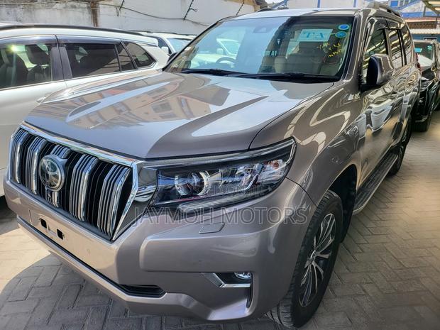 Toyota Land Cruiser Prado 2019 Gold
