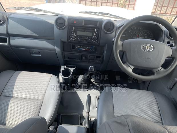Toyota Land Cruiser 4.5 V8 TD 2018 White