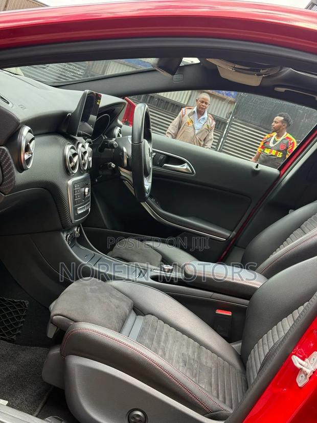 Mercedes-Benz C43 2017 White